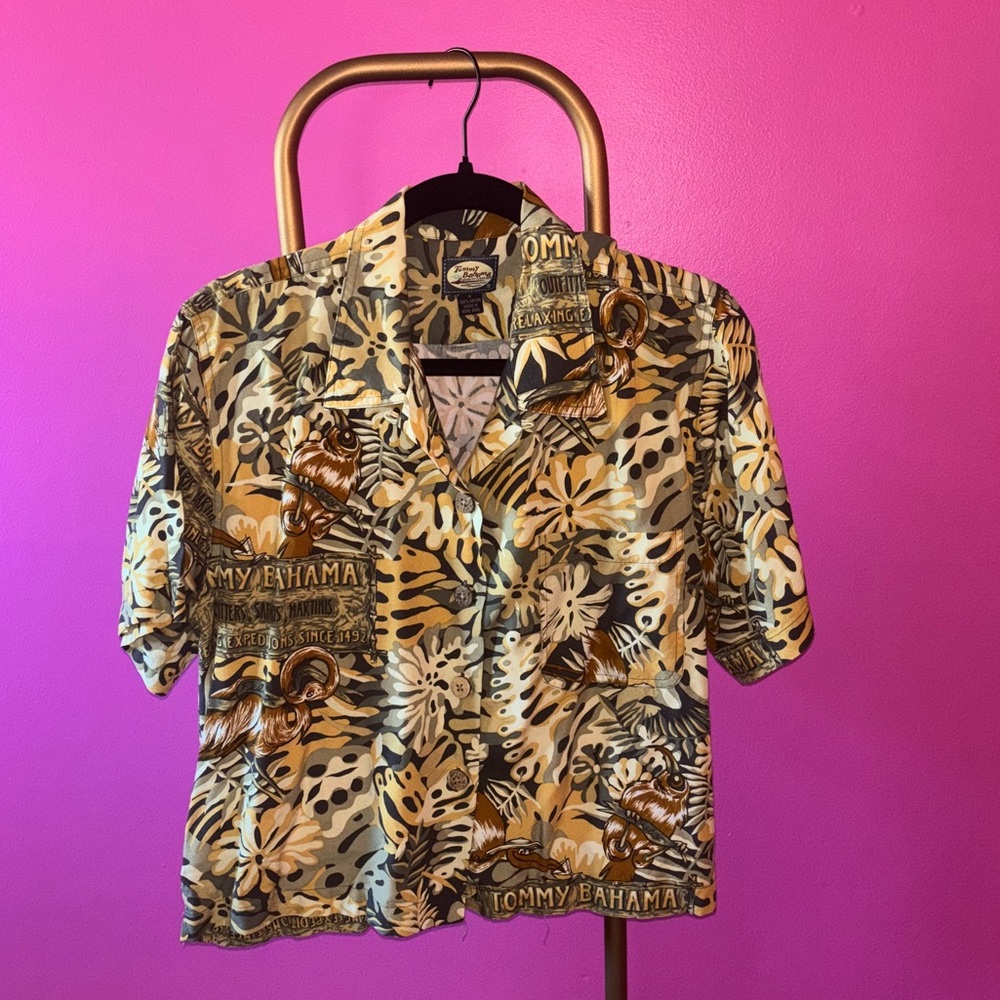 Tommy Bahama short sleeve button down